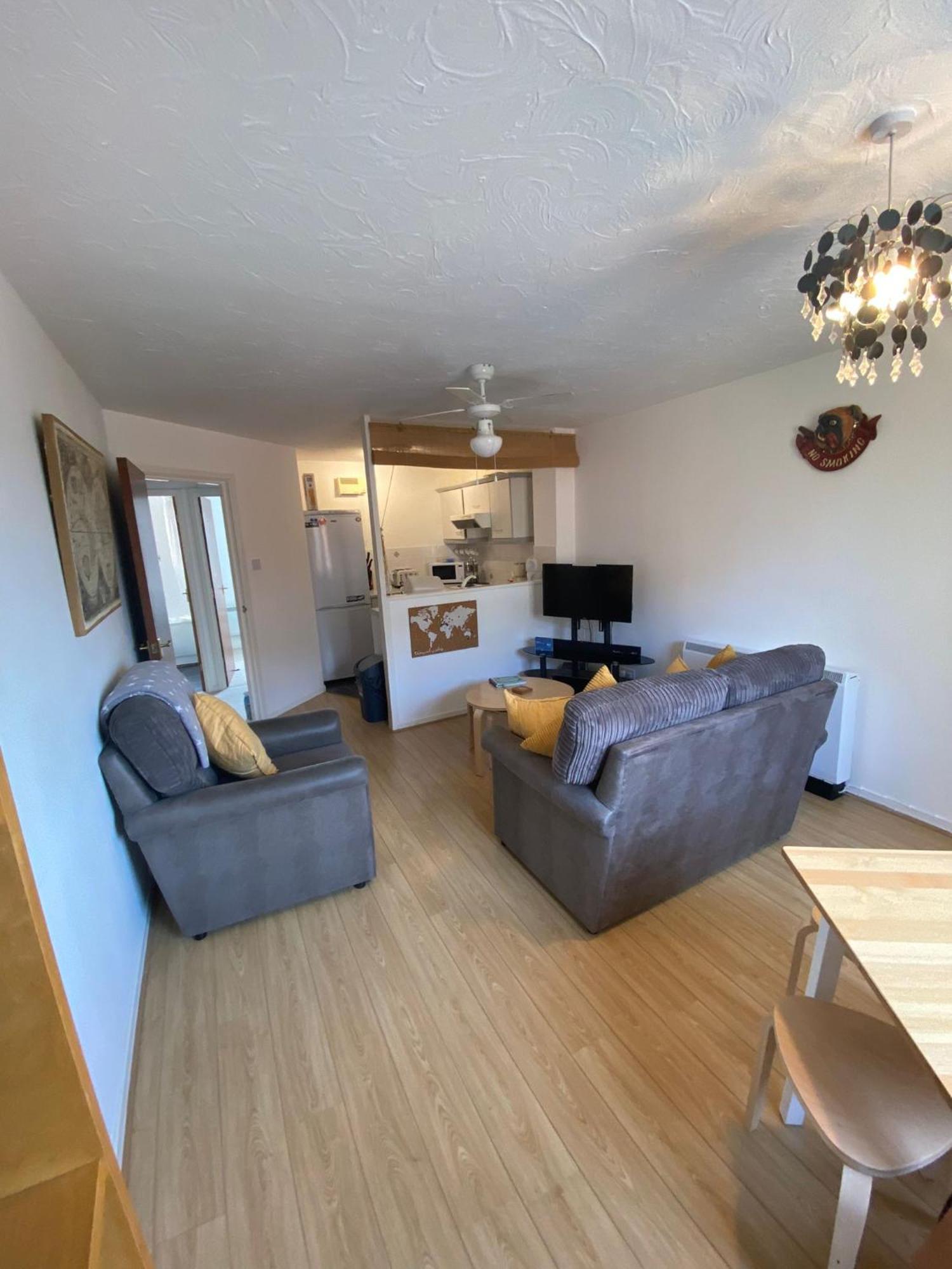 Cardiff Bay Apartment מראה חיצוני תמונה